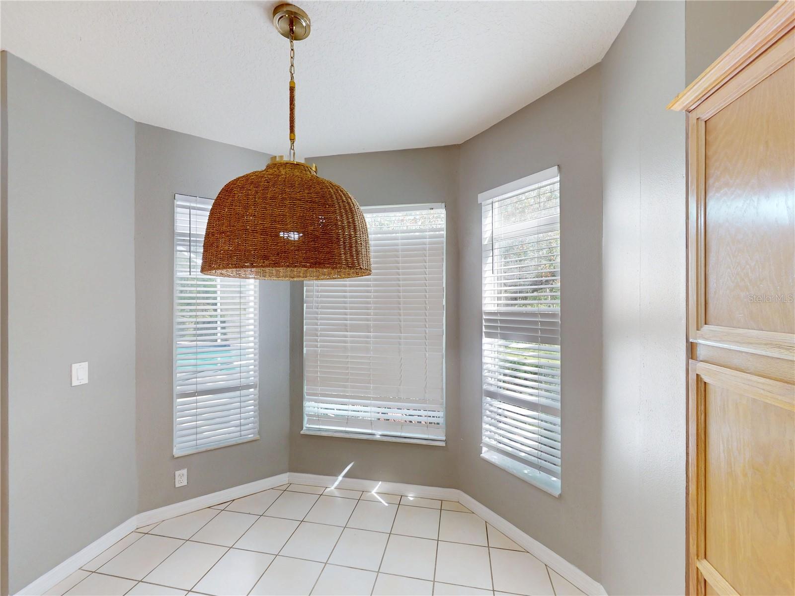 Image 15 of 36 For 17833 Green Willow Drive