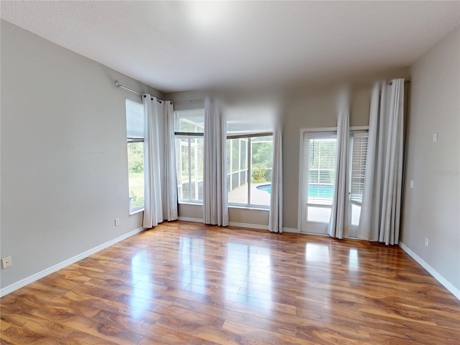 Image 20 of 36 For 17833 Green Willow Drive