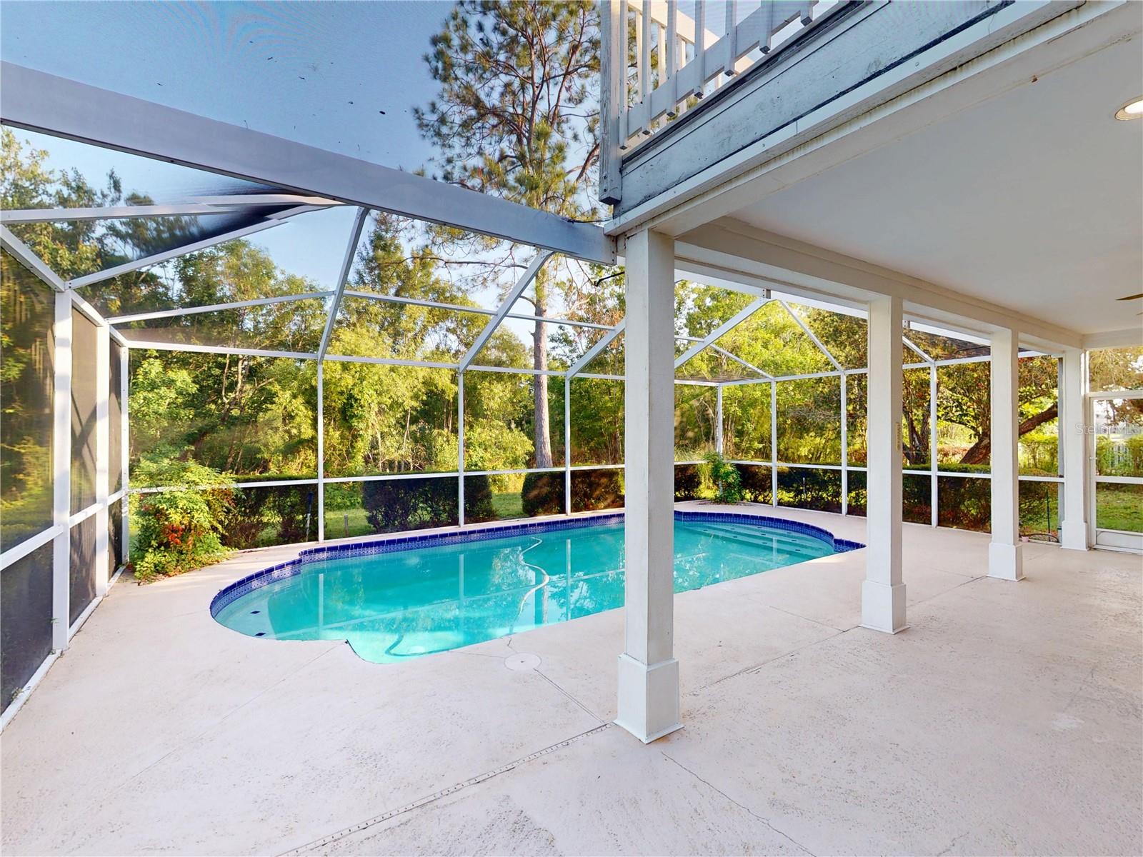 Image 23 of 36 For 17833 Green Willow Drive