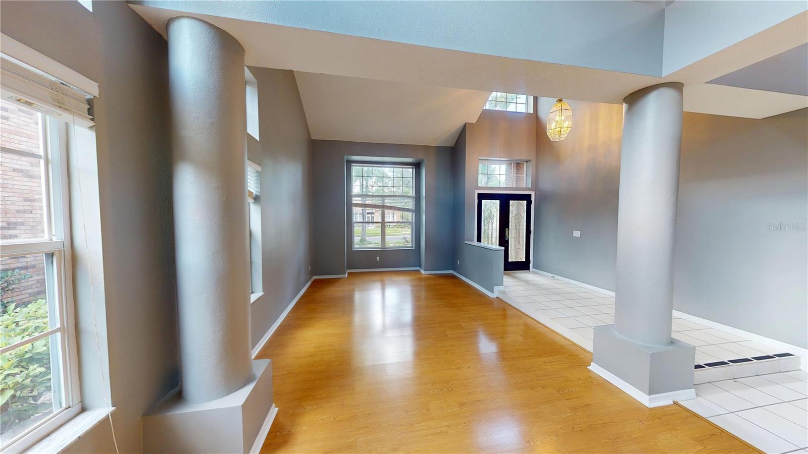 Image 9 of 36 For 17833 Green Willow Drive