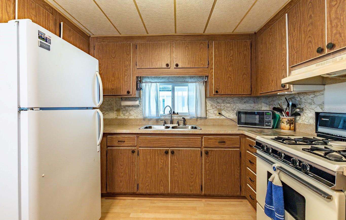 Image 9 of 45 For 5330 Betmar Drive