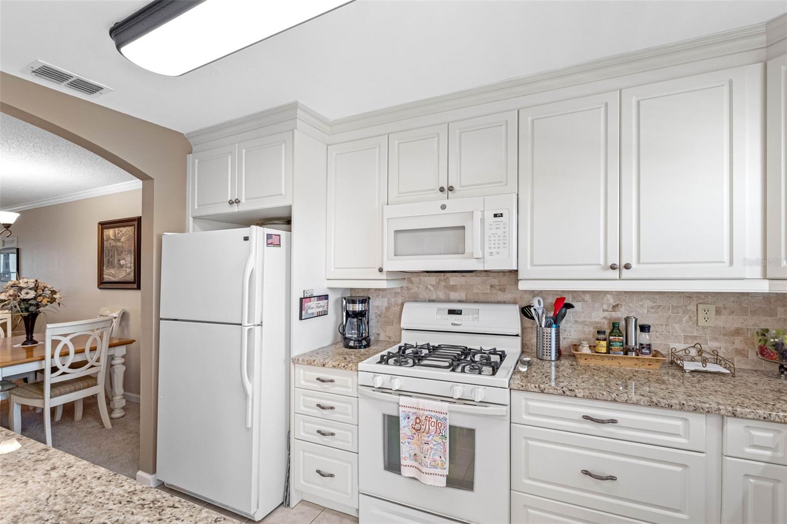 Image 21 of 46 For 5970 80th Street N 411