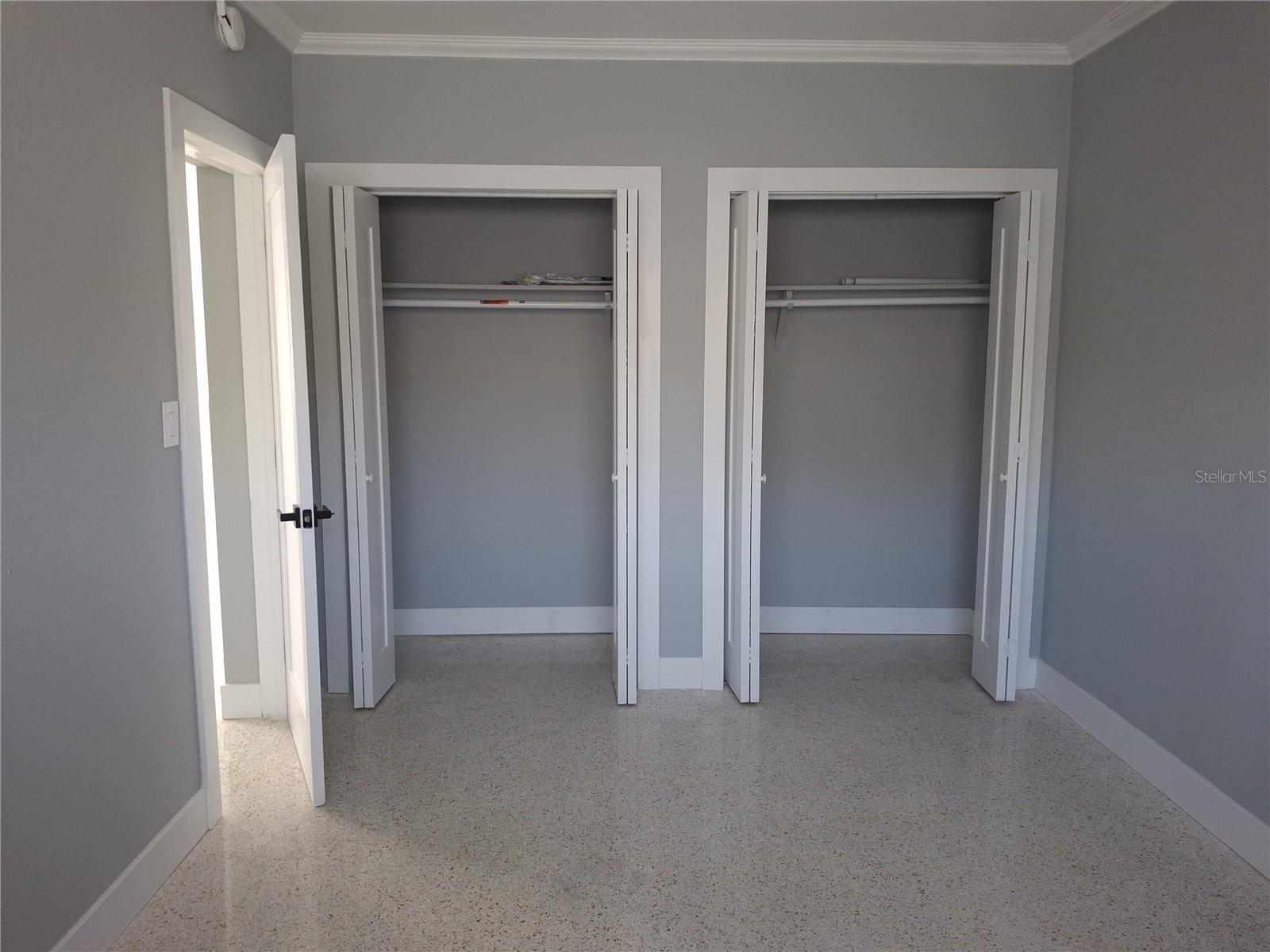 Image 11 of 14 For 11355 3rd Street E