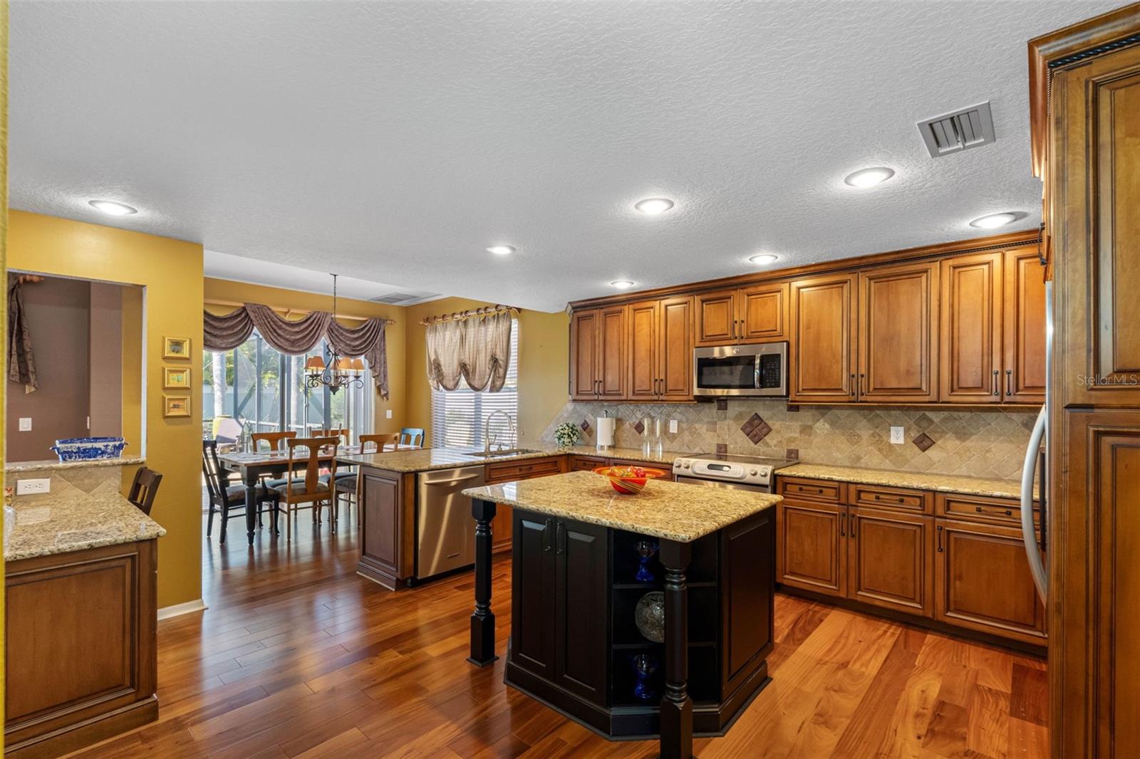 Image 12 of 32 For 1872 Eagle Trace Boulevard