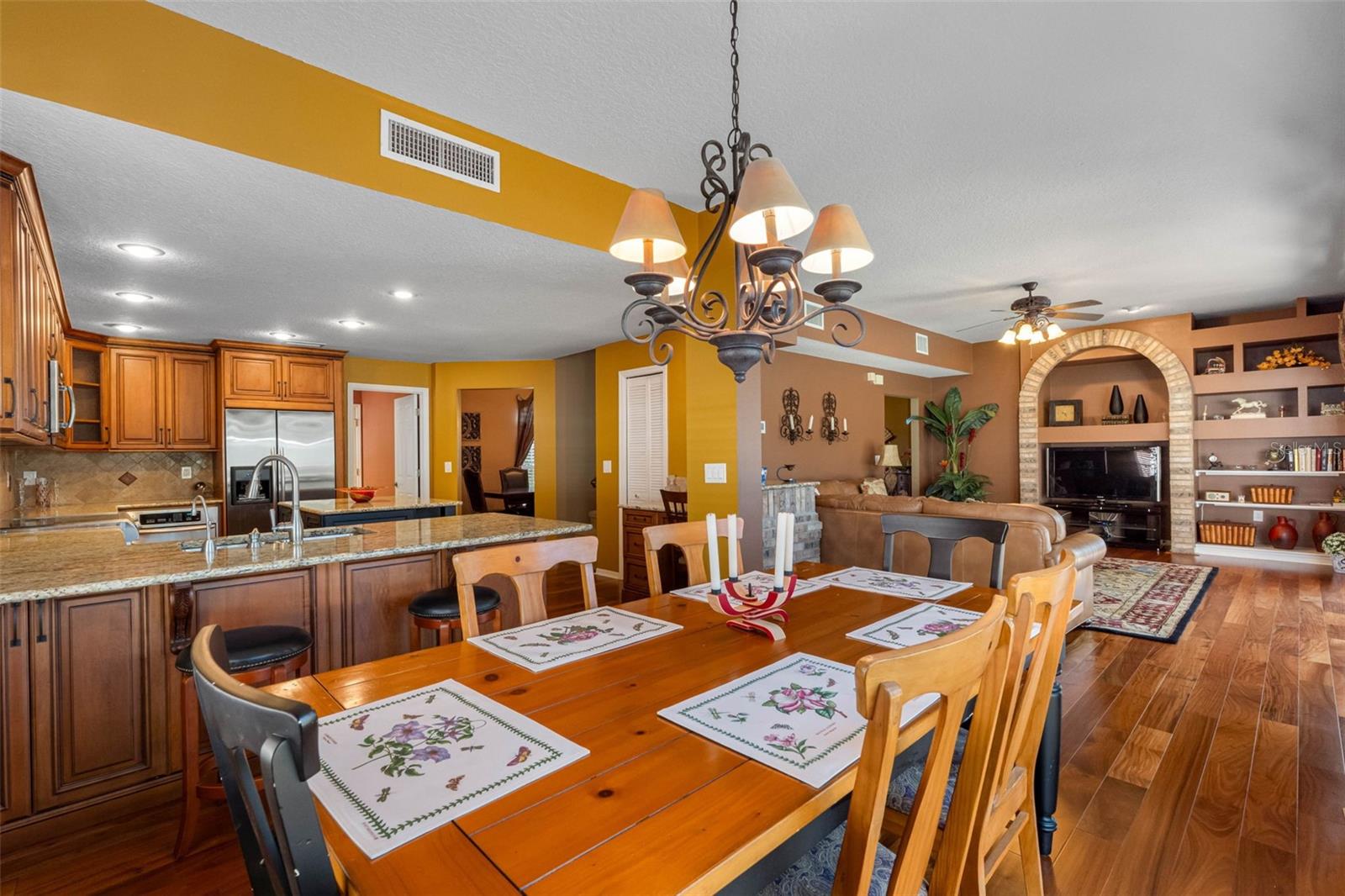 Image 9 of 32 For 1872 Eagle Trace Boulevard