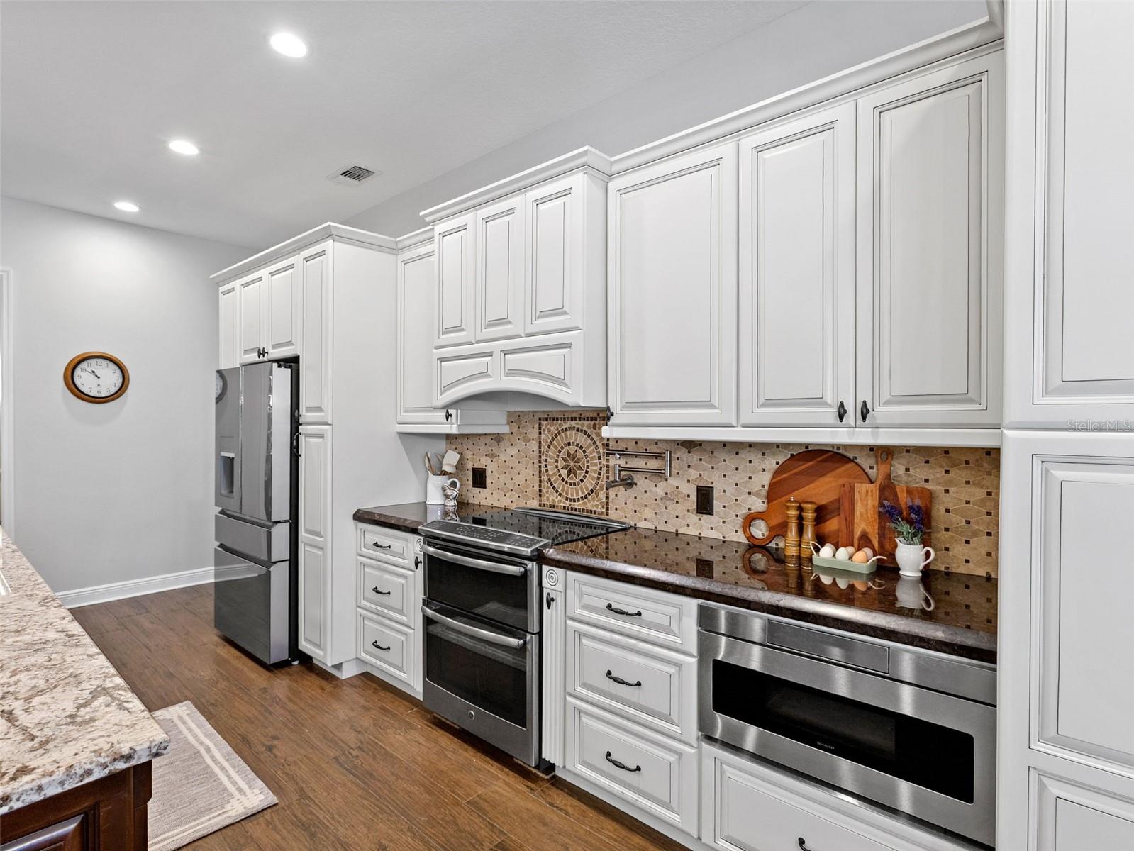 Image 12 of 57 For 6107 Kingbird Manor Drive