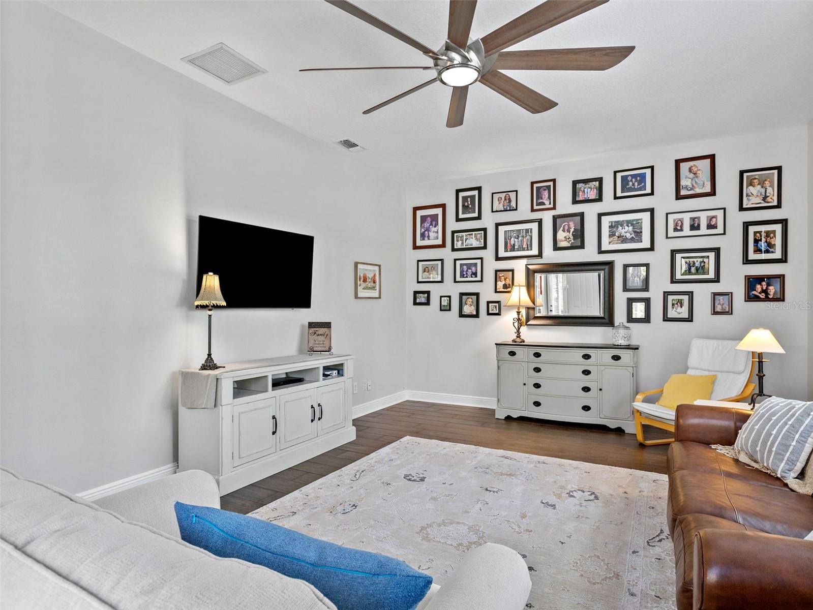 Image 27 of 57 For 6107 Kingbird Manor Drive