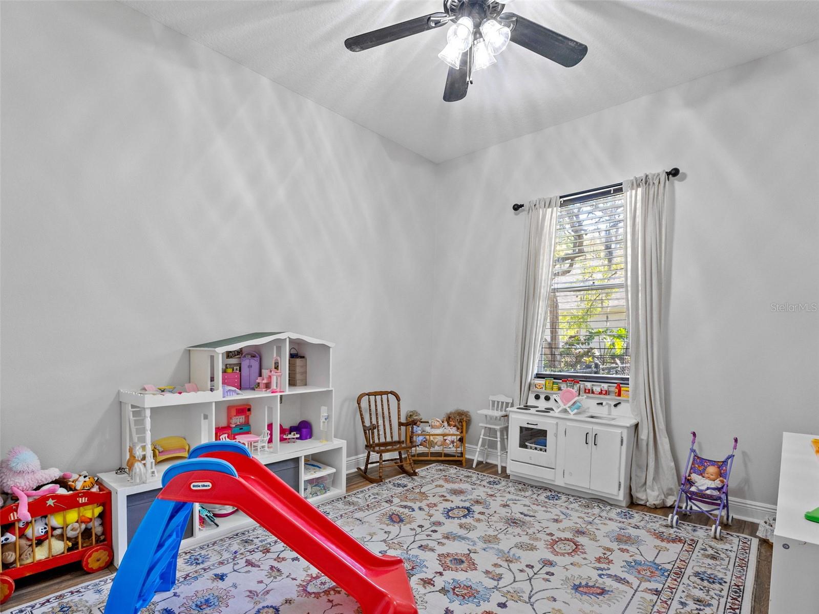 Image 30 of 57 For 6107 Kingbird Manor Drive