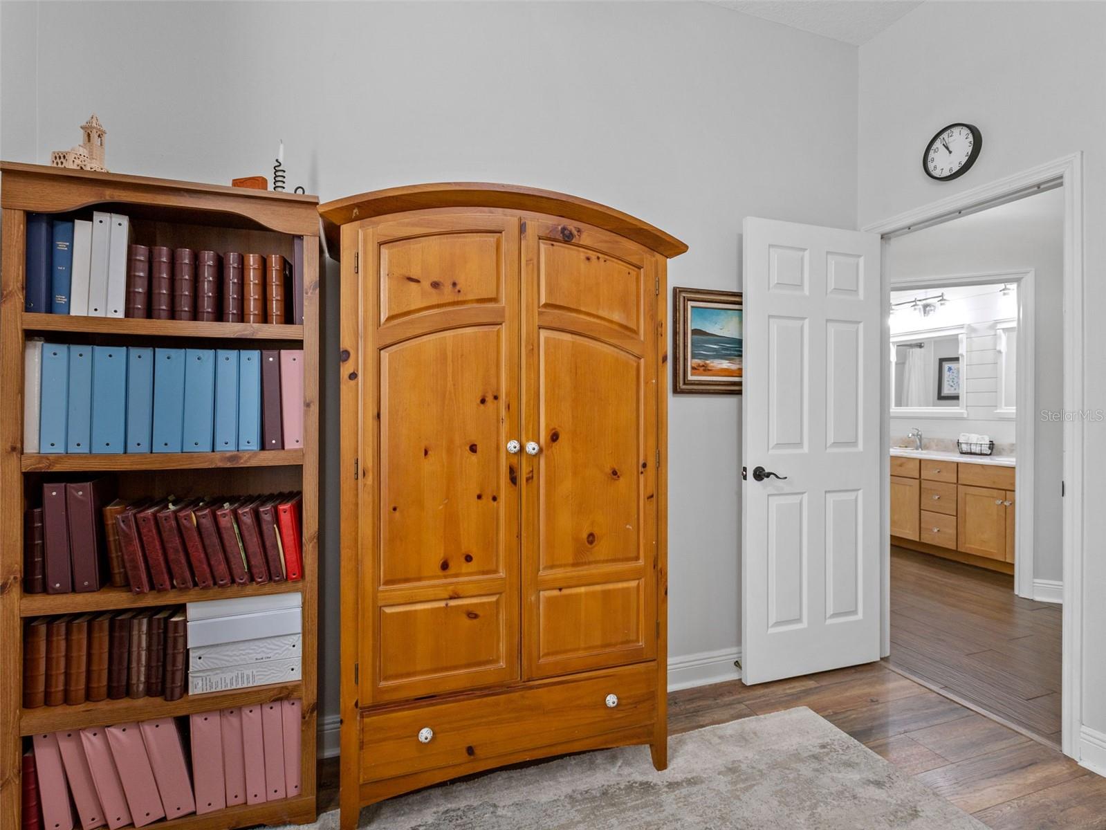 Image 34 of 57 For 6107 Kingbird Manor Drive