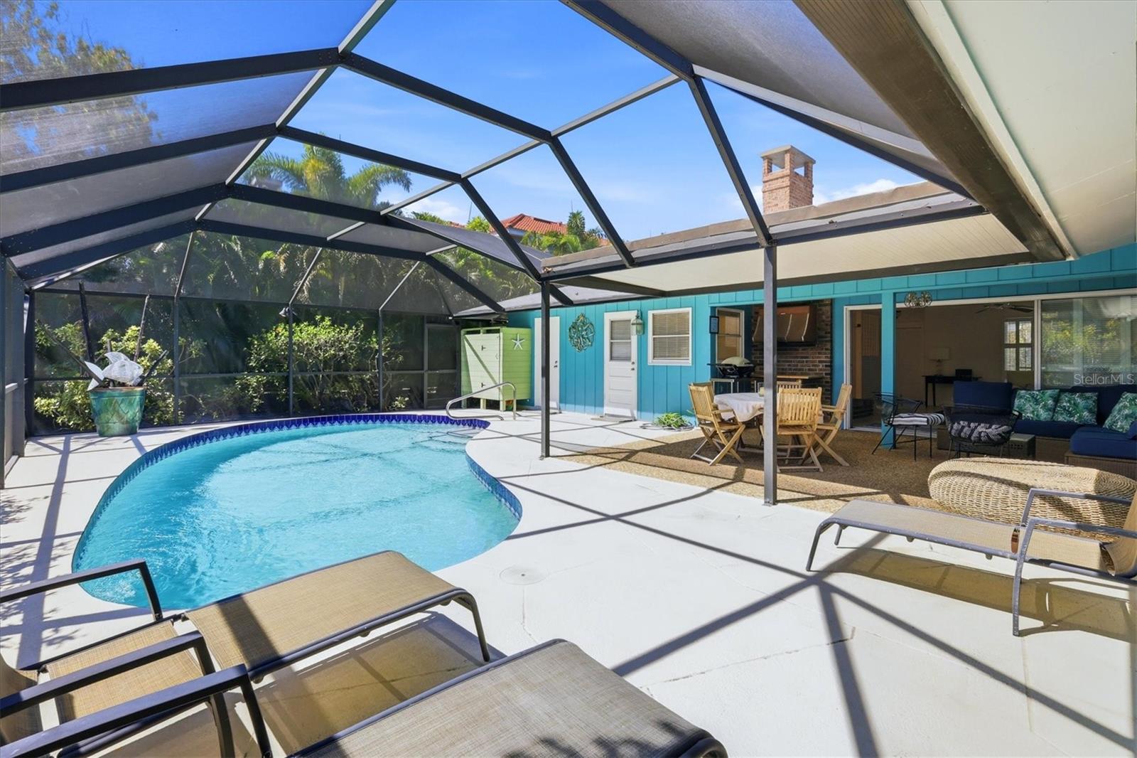 Image 40 of 47 For 616 Lyons Lane