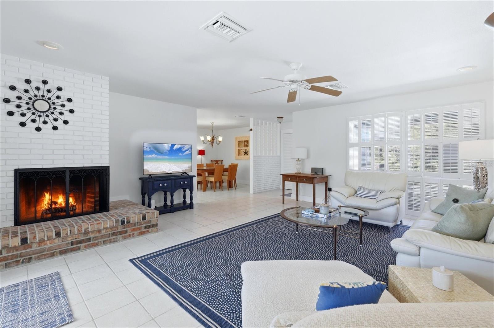 Image 6 of 47 For 616 Lyons Lane