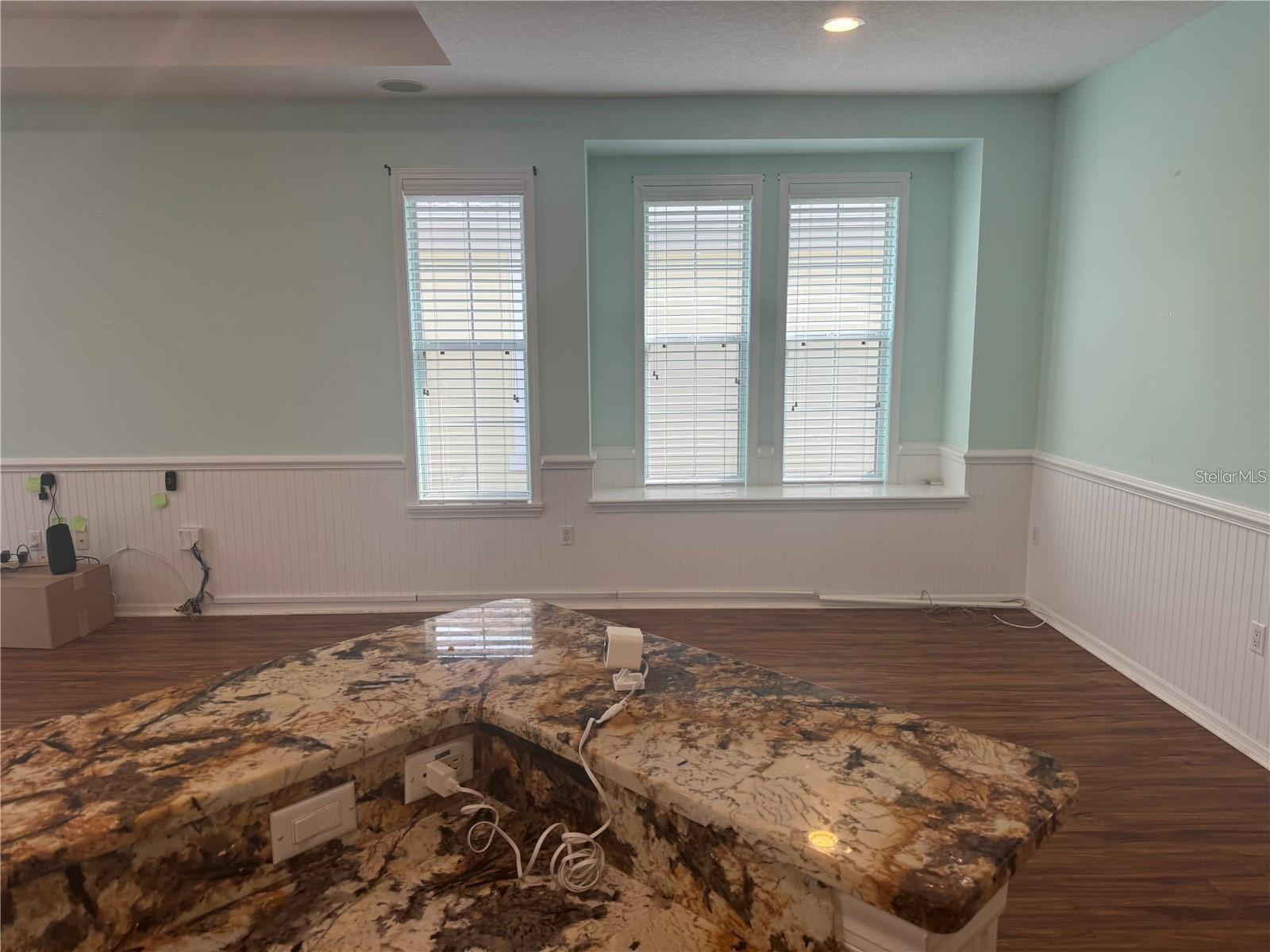 Image 12 of 30 For 5714 Tides Place