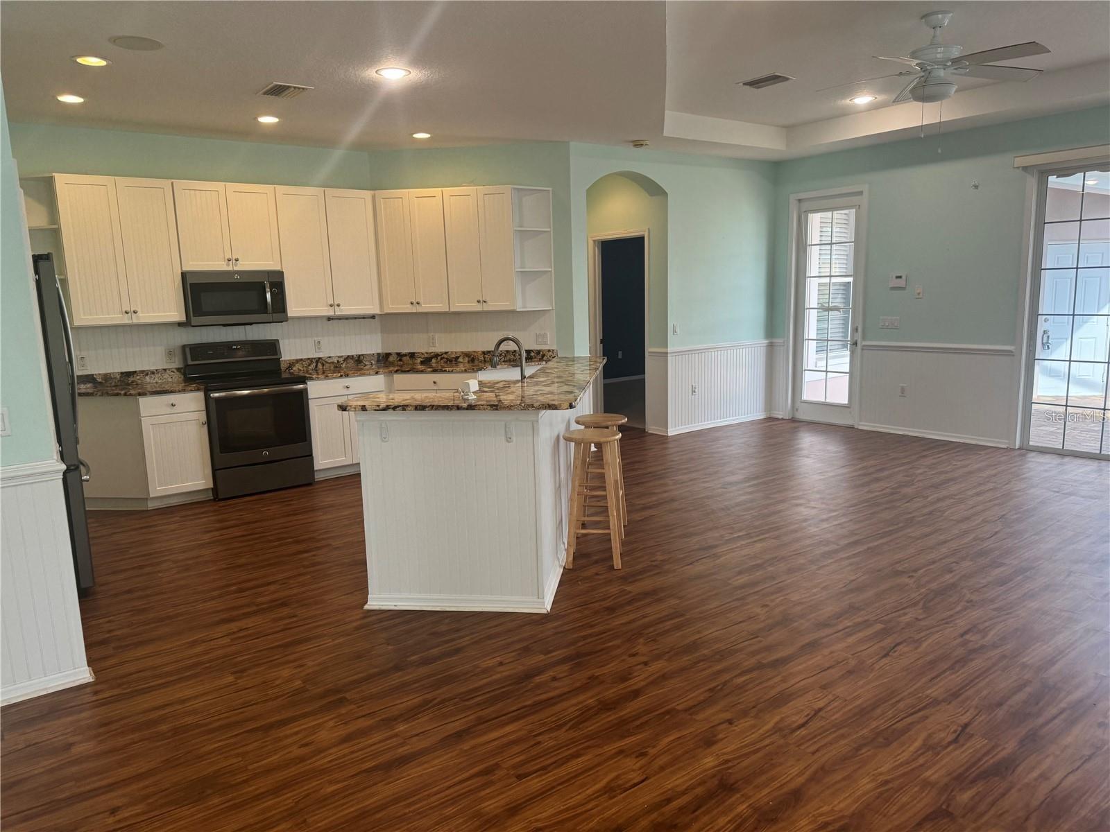 Image 14 of 30 For 5714 Tides Place