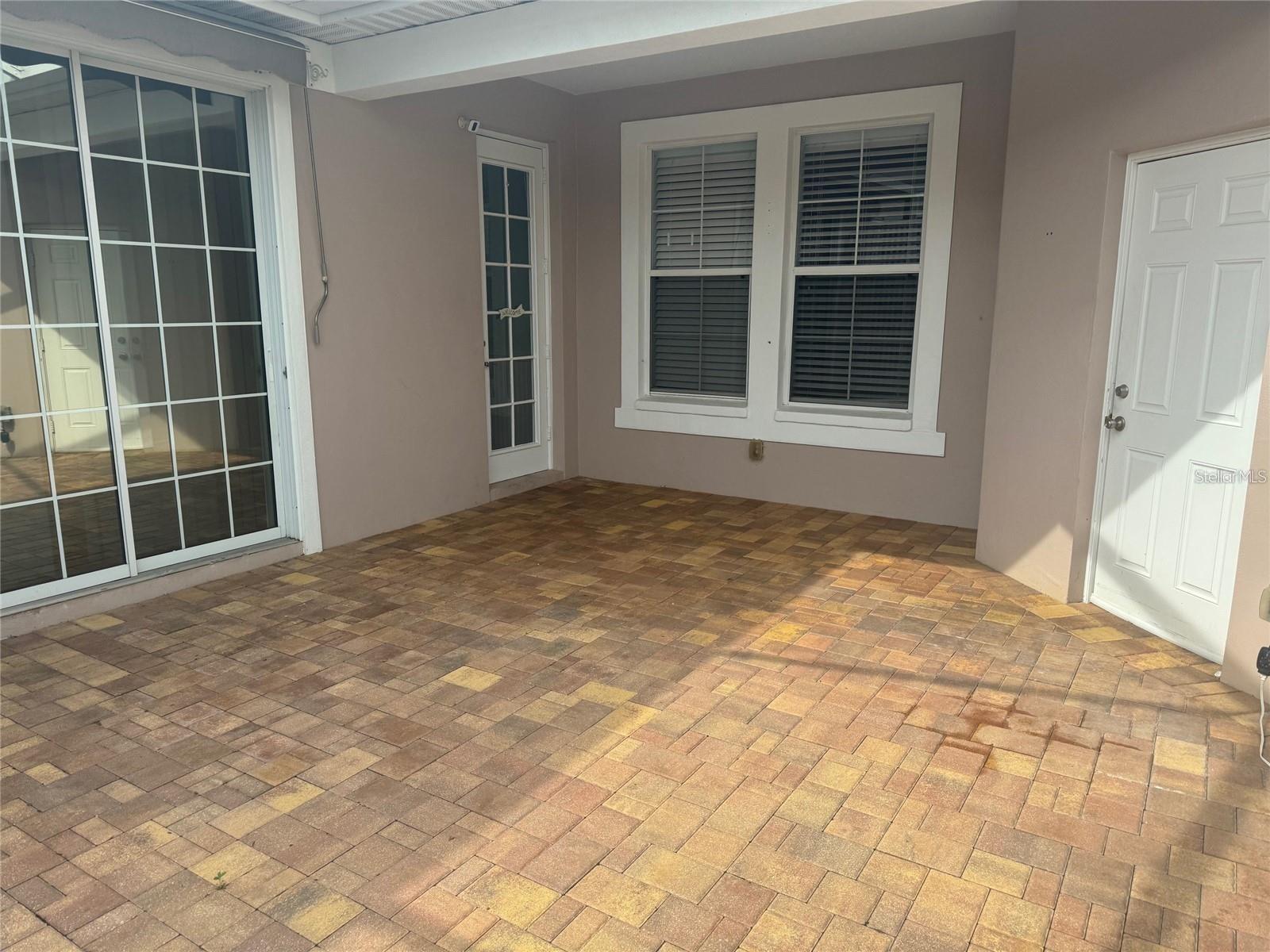 Image 26 of 30 For 5714 Tides Place