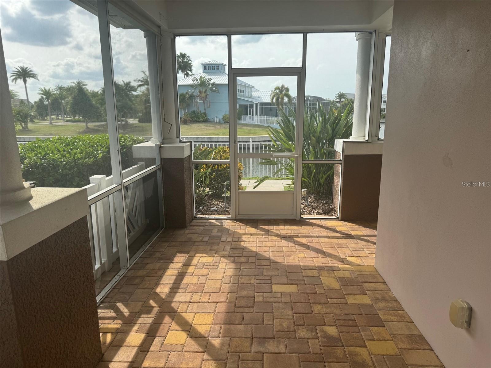 Image 4 of 30 For 5714 Tides Place