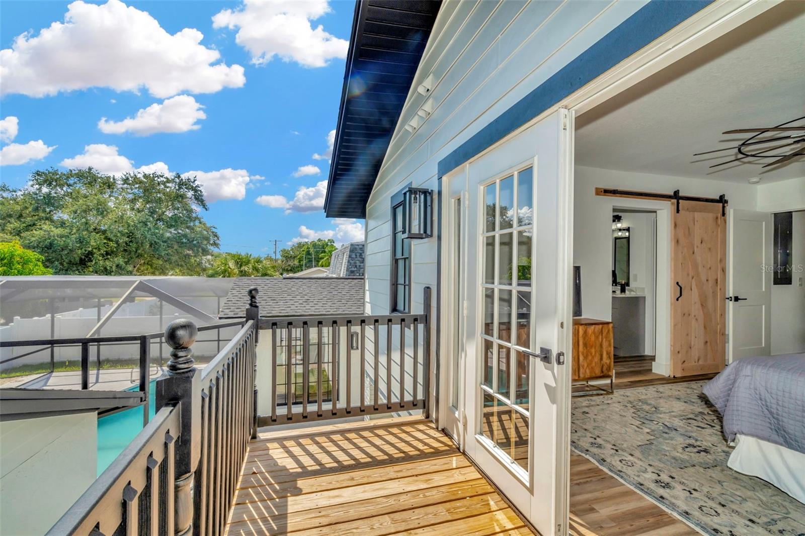 Listing photo id 95 for 4902 San Rafael Street