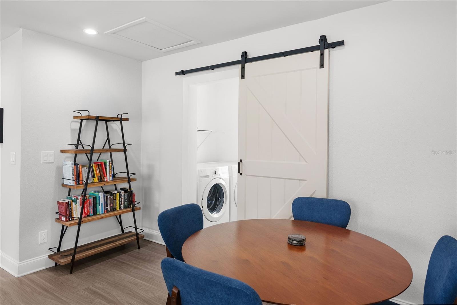 Image 17 of 35 For 4006 Church Avenue