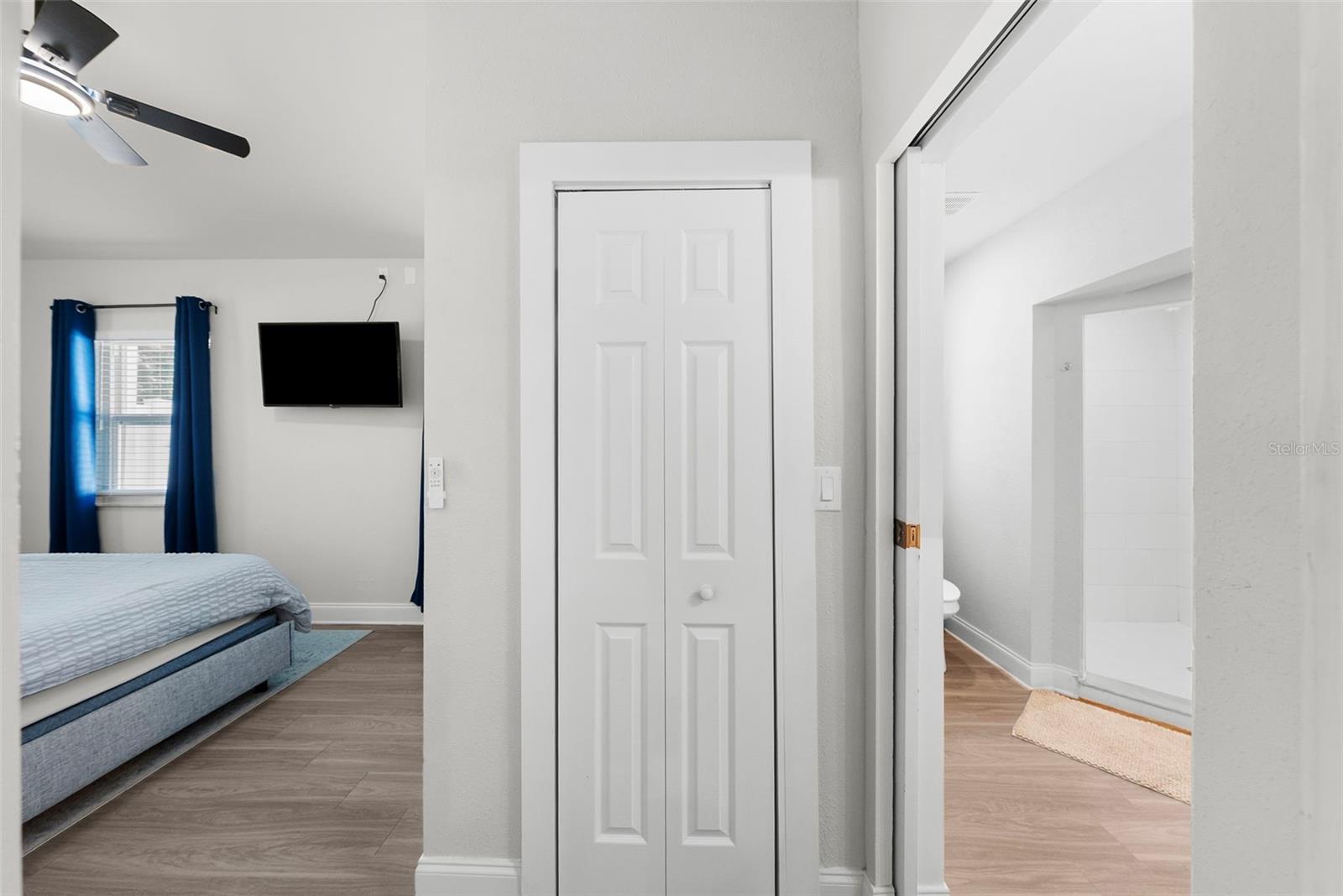 Image 22 of 35 For 4006 Church Avenue