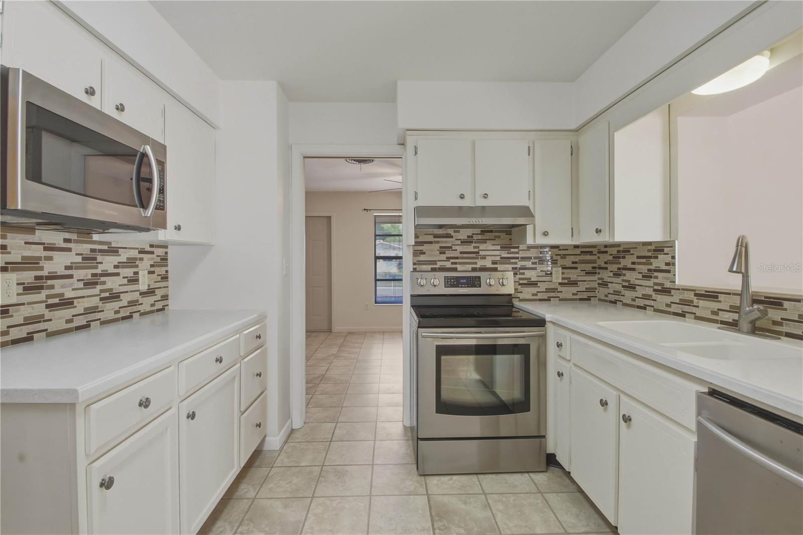 Image 10 of 52 For 10299 110th Way