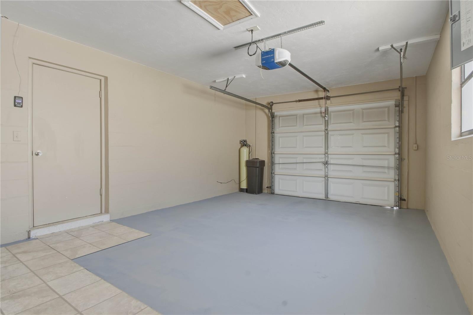 Image 35 of 52 For 10299 110th Way