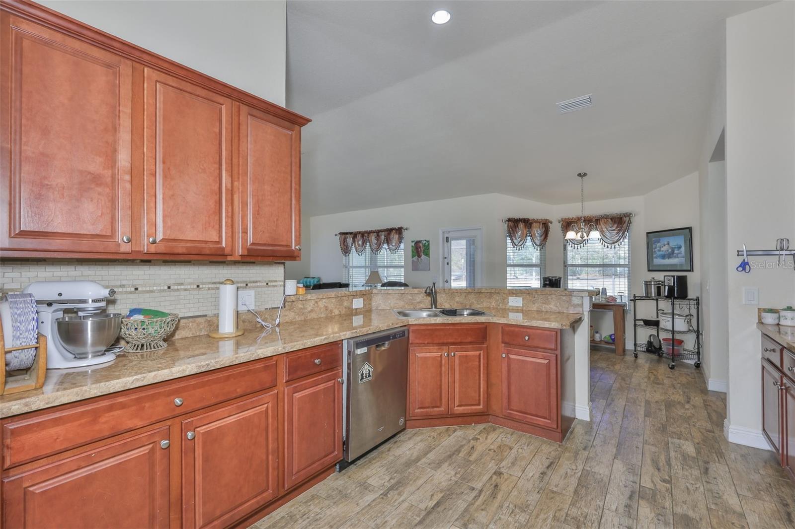 Image 13 of 54 For 14261 English Sparrow Road