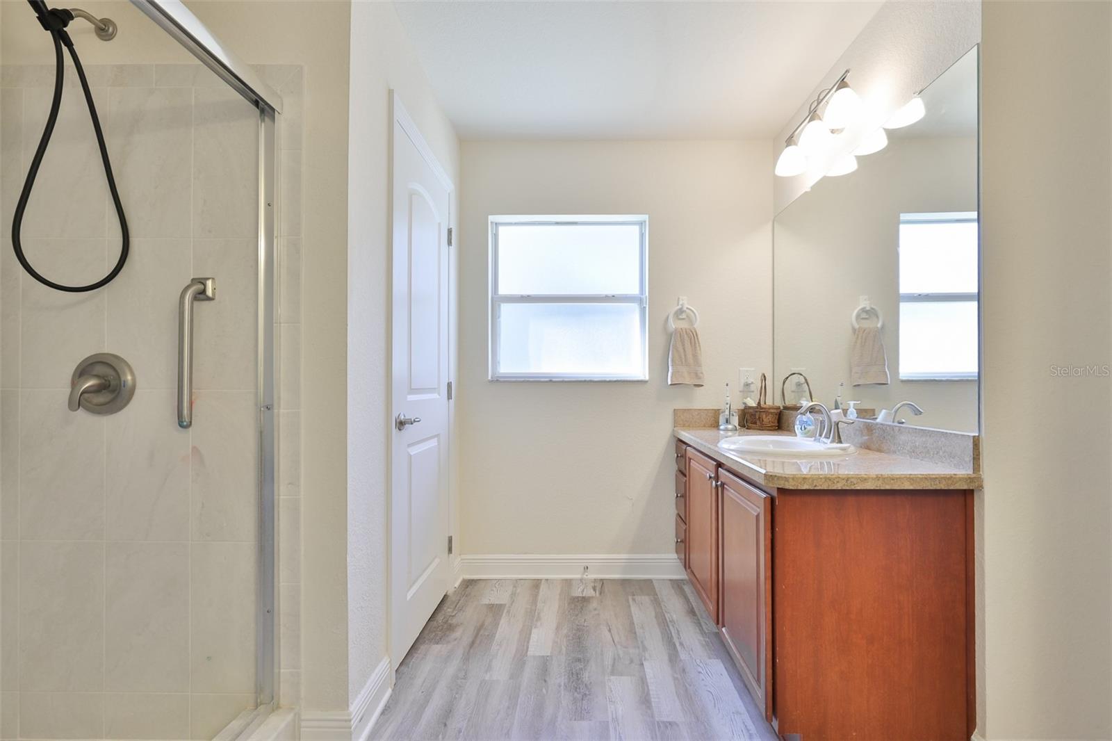 Image 24 of 54 For 14261 English Sparrow Road