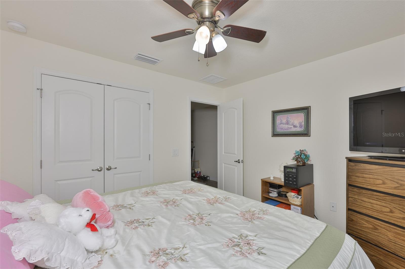 Image 27 of 54 For 14261 English Sparrow Road