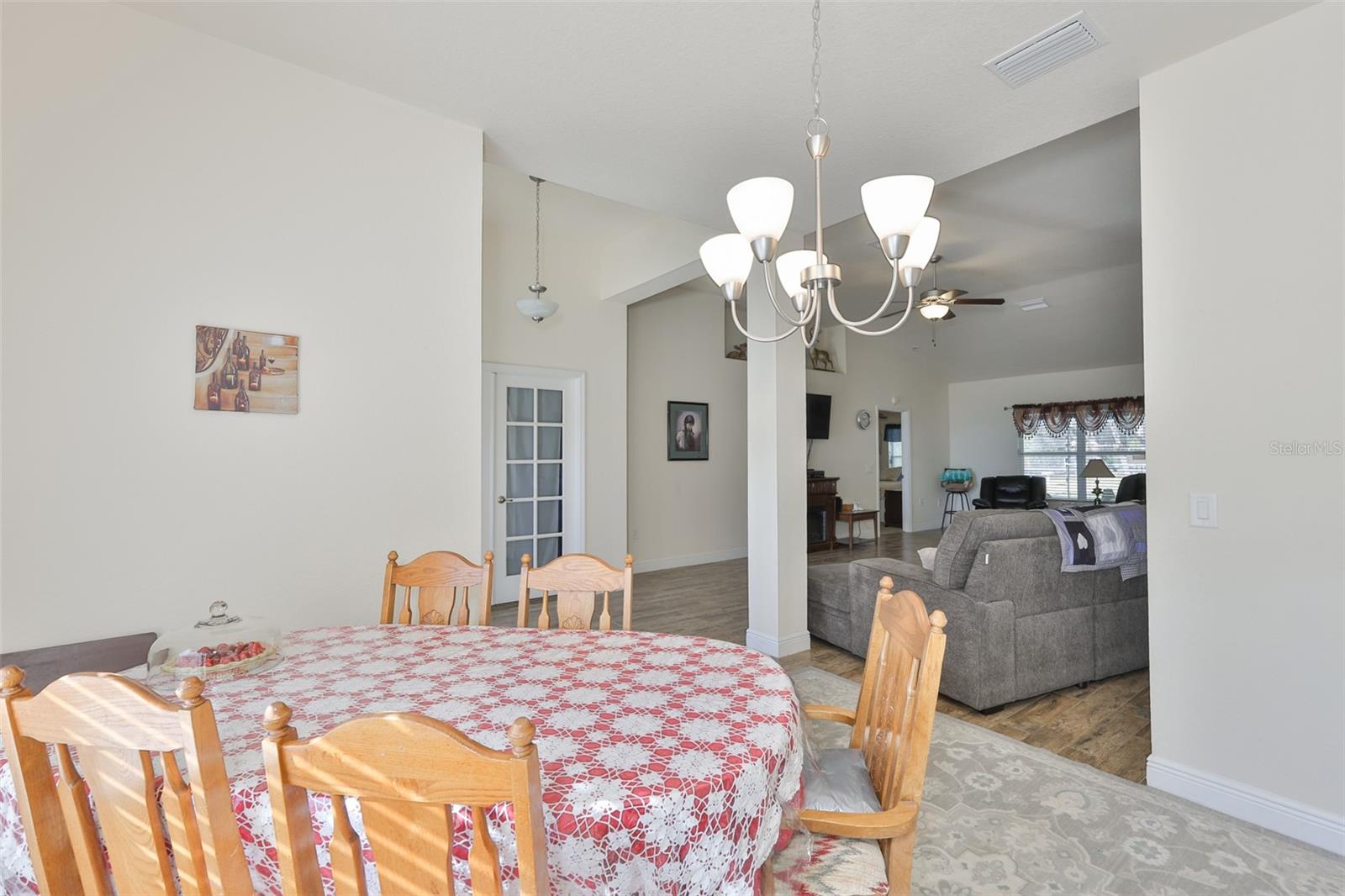 Image 7 of 54 For 14261 English Sparrow Road