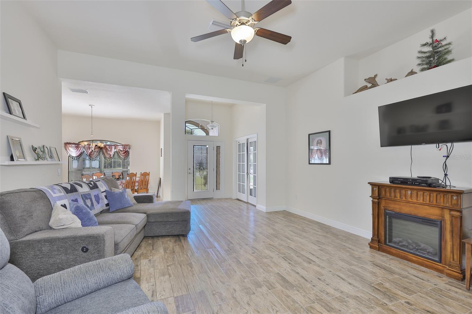 Image 8 of 54 For 14261 English Sparrow Road