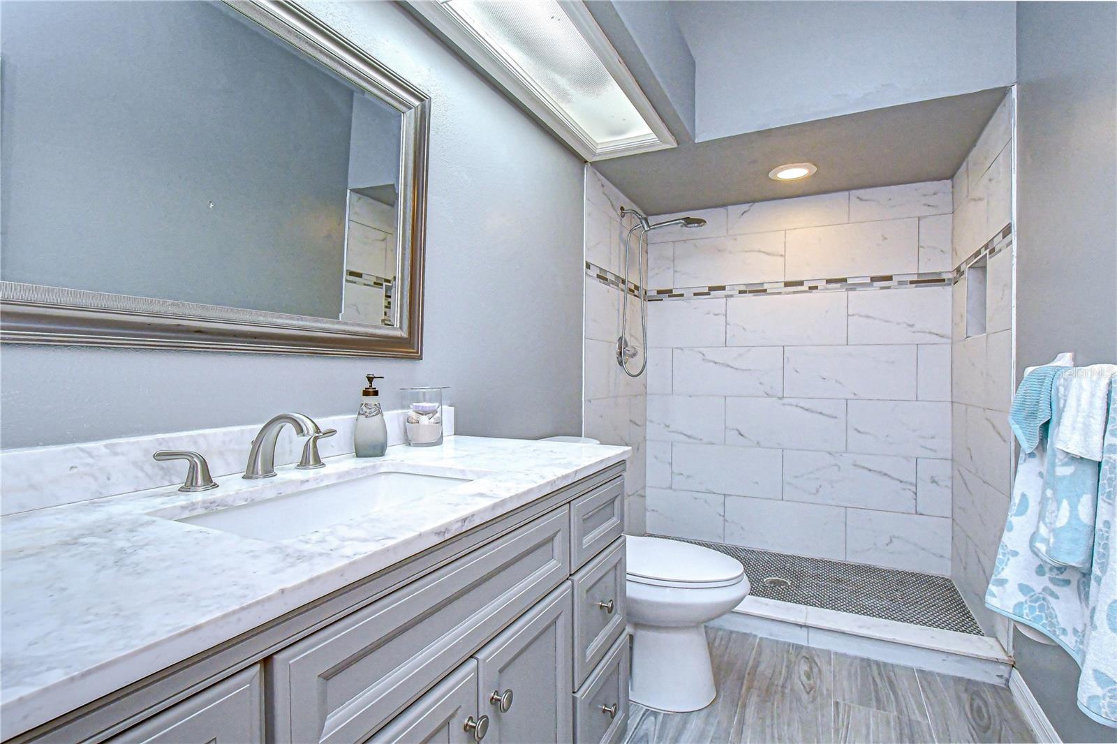 Image 30 of 36 For 3006 Drakes Landing Court