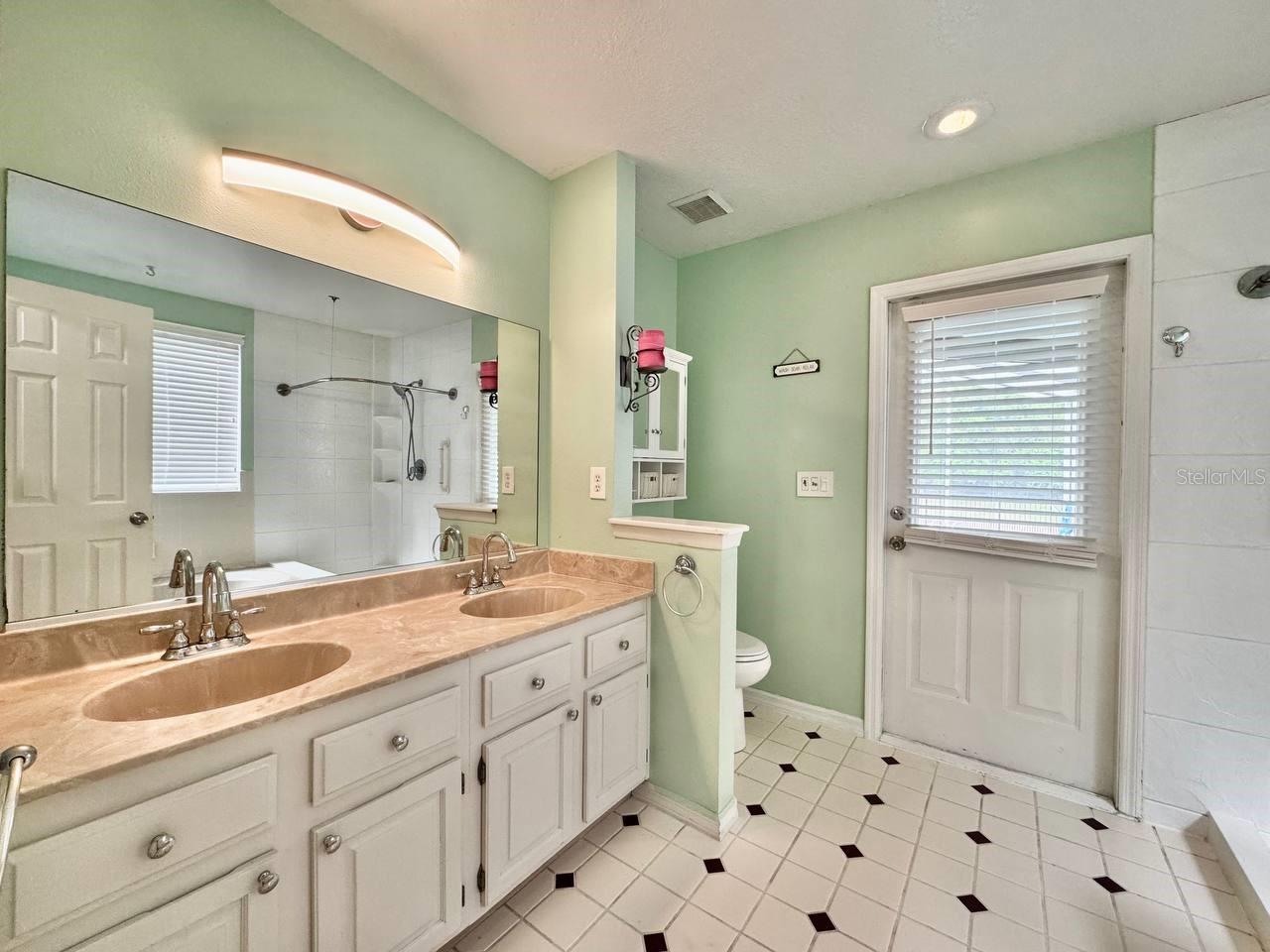 Image 27 of 53 For 5333 Casa Nueva Drive