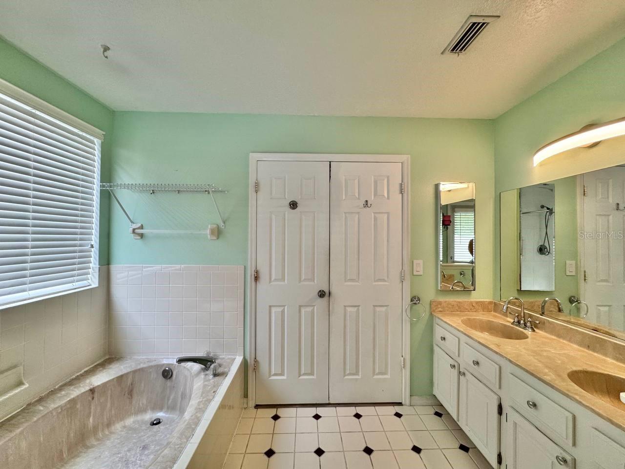 Image 29 of 53 For 5333 Casa Nueva Drive