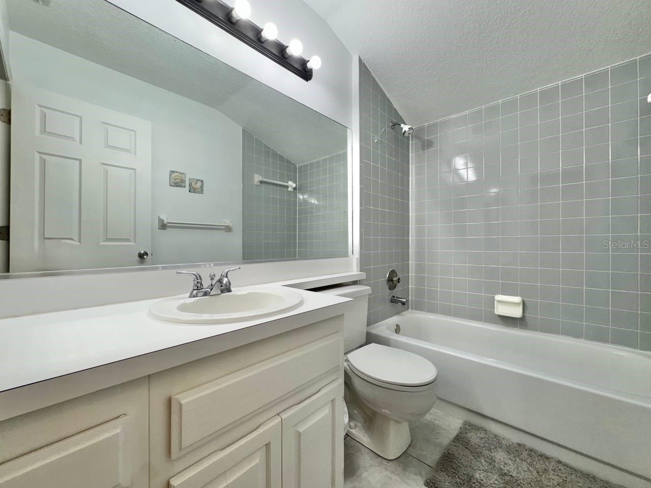 Image 40 of 53 For 5333 Casa Nueva Drive