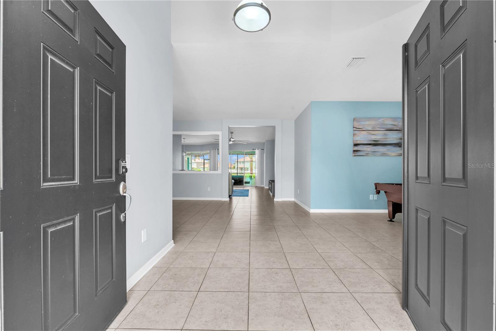 Listing photo id 0 for 11236 77th Street E