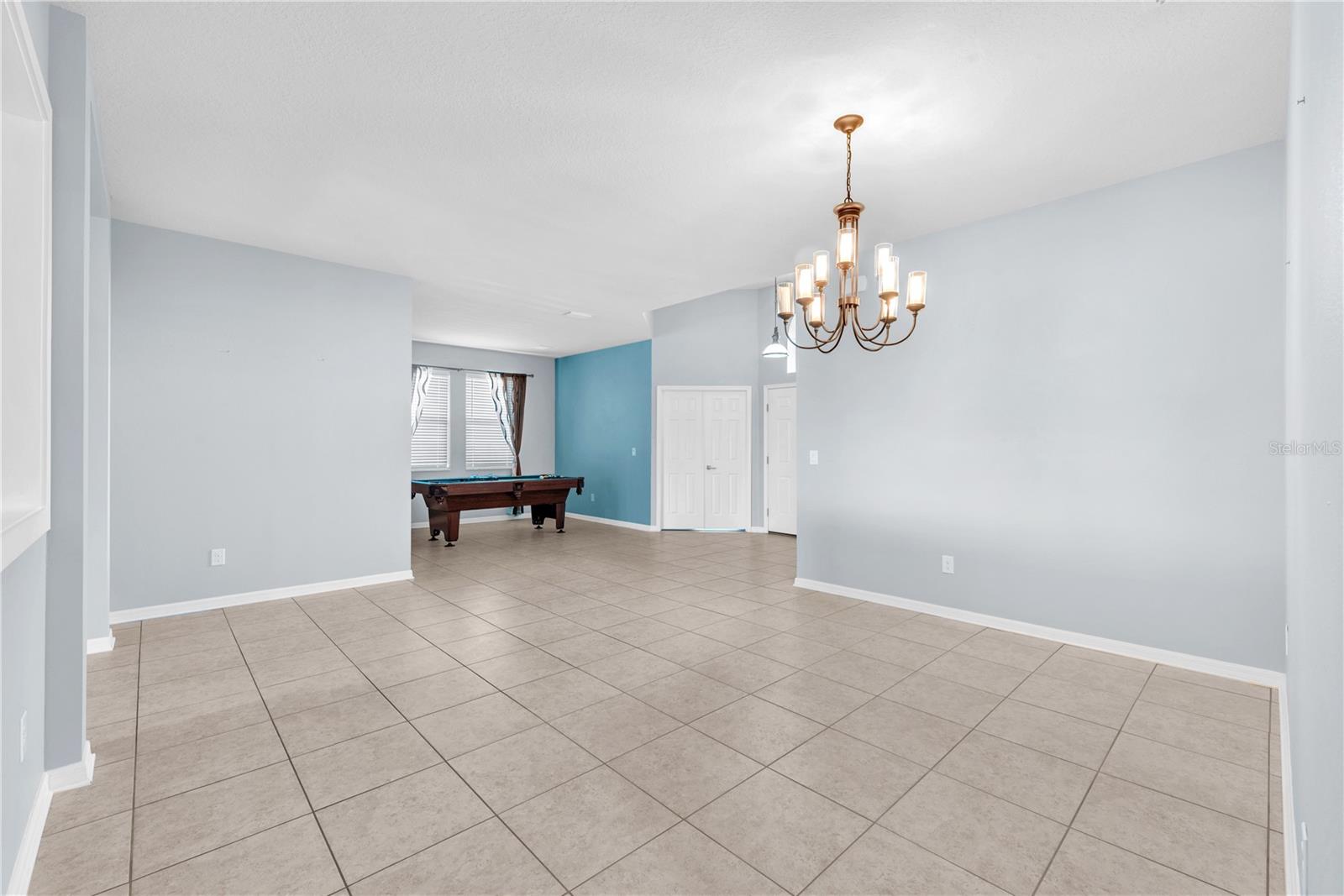 Listing photo id 6 for 11236 77th Street E