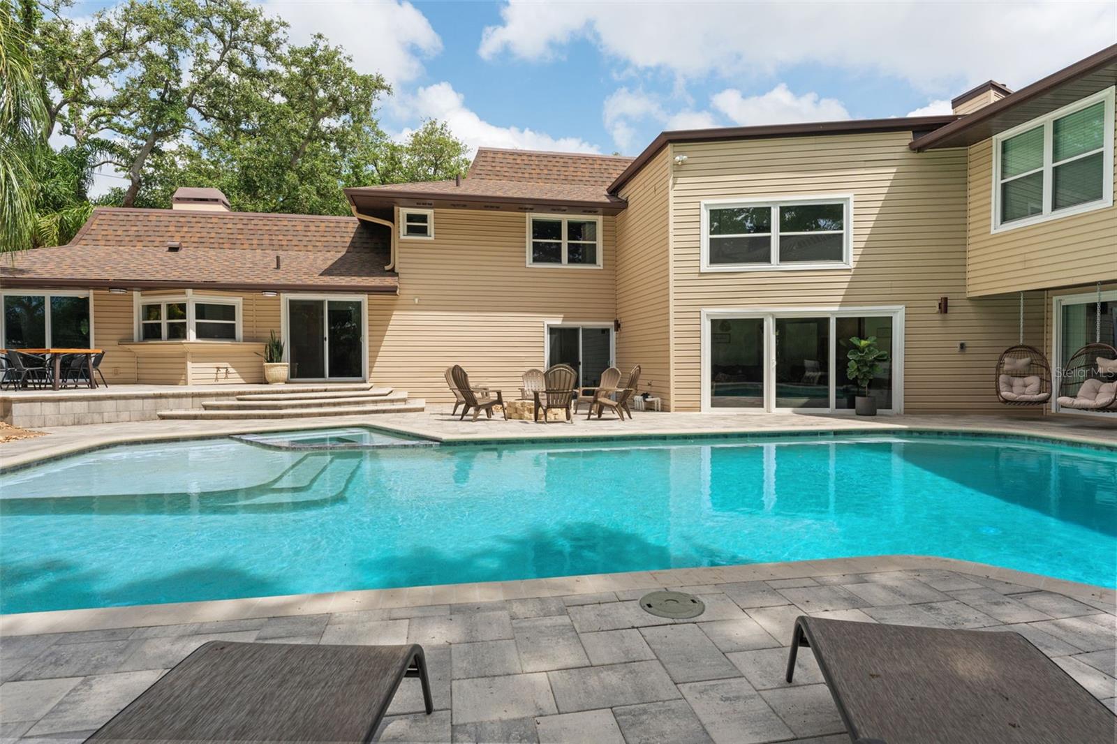 Image 3 of 57 For 1584 Oak Lane