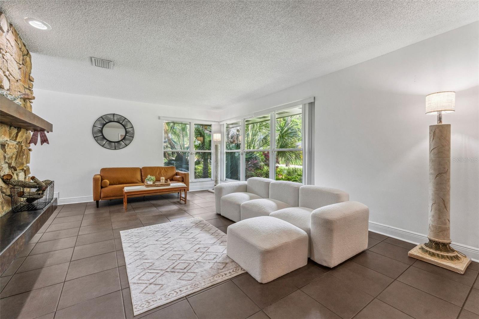 Image 34 of 57 For 1584 Oak Lane