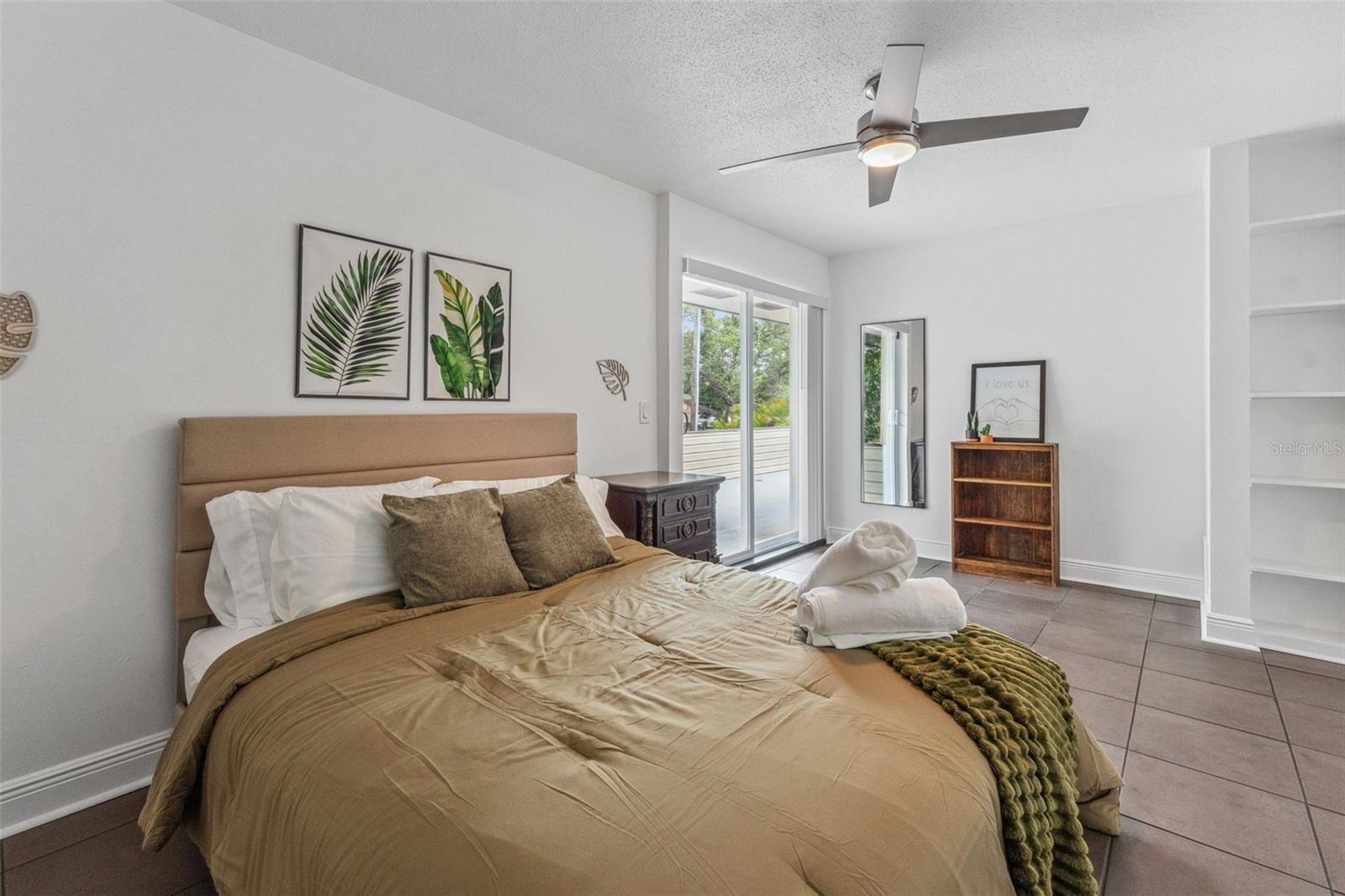 Image 45 of 57 For 1584 Oak Lane