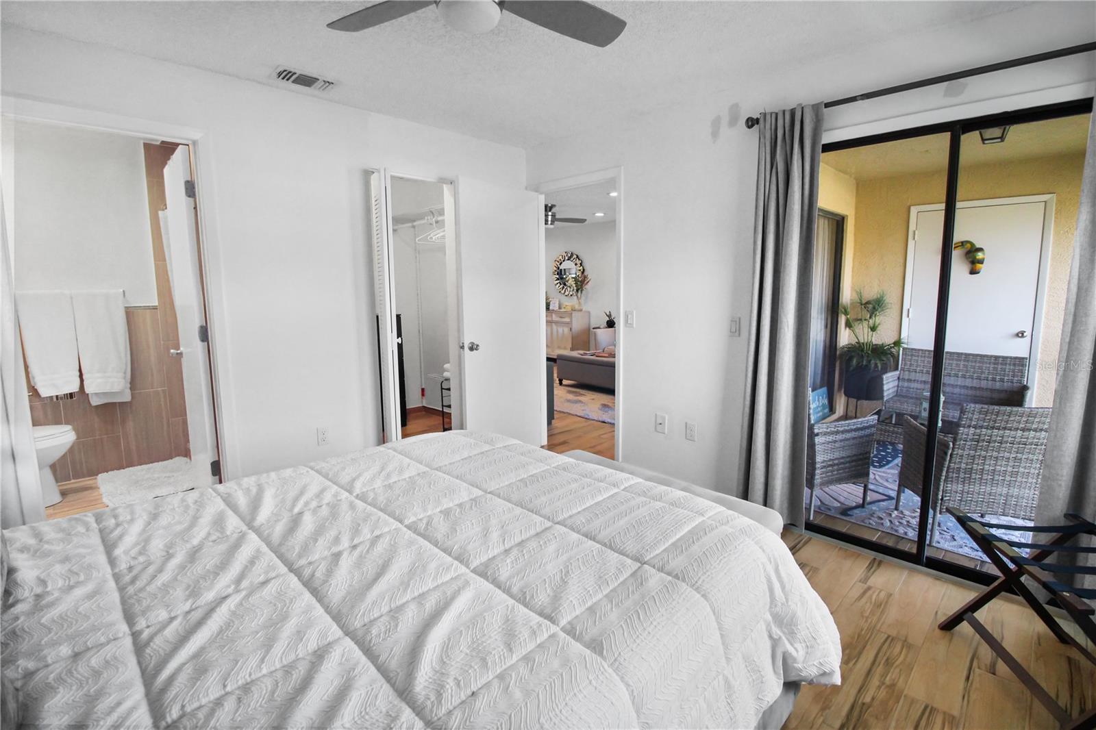 Image 14 of 24 For 3001 58th Avenue S 408