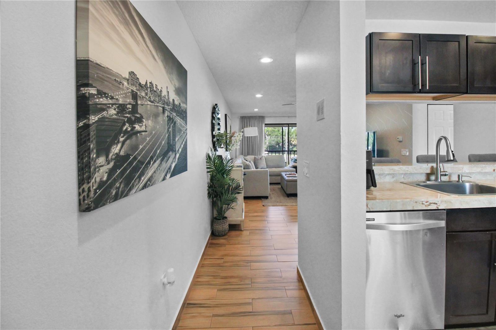 Image 3 of 24 For 3001 58th Avenue S 408