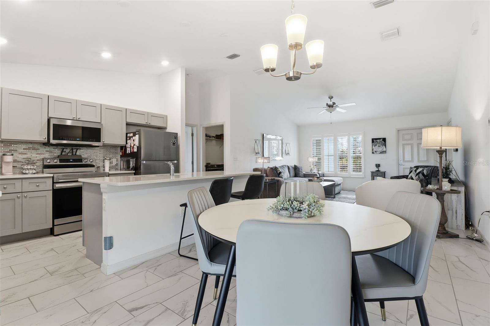 Image 12 of 36 For 117 Paxton Street