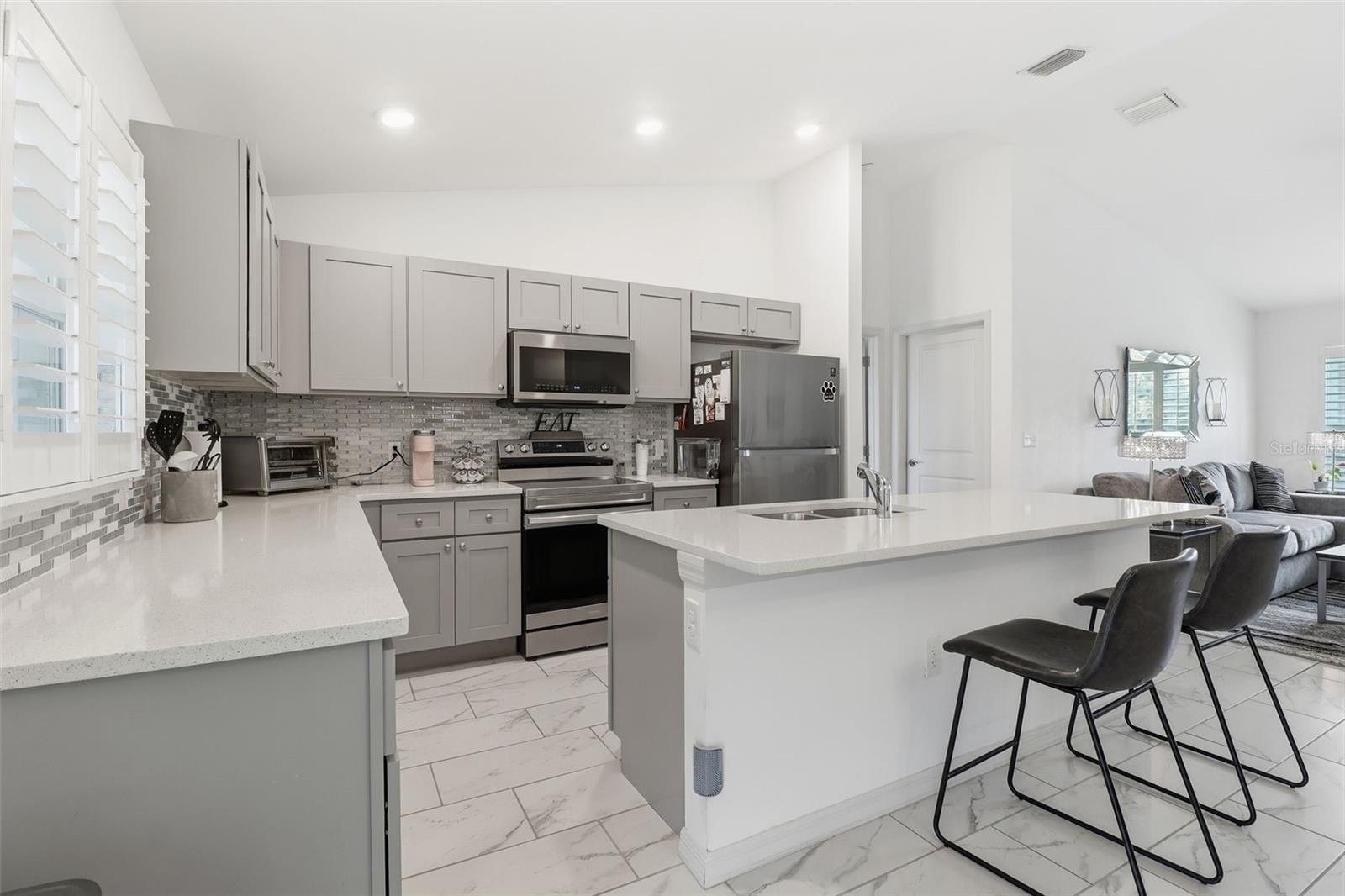 Image 13 of 36 For 117 Paxton Street