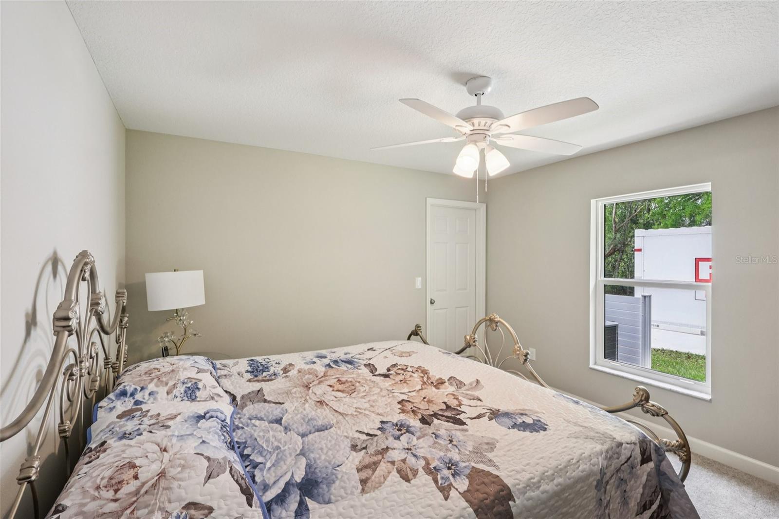 Image 25 of 34 For 399 W Massachusetts St