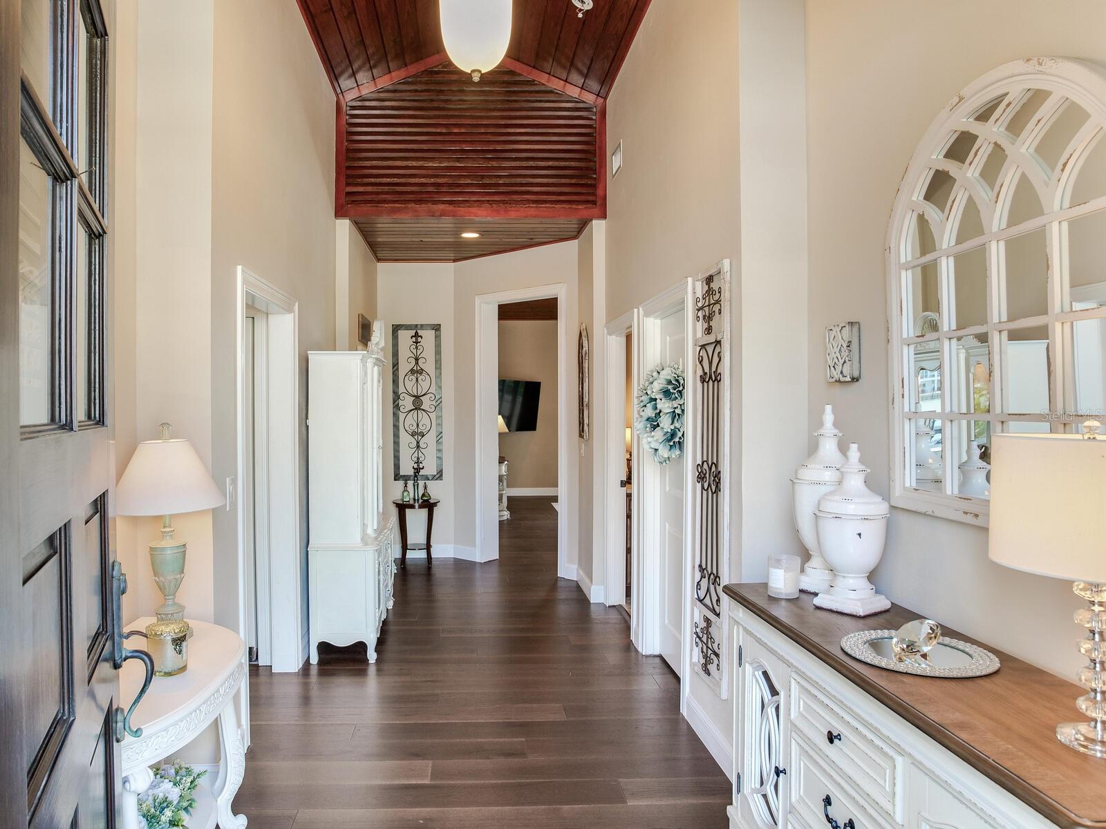 Listing photo id 8 for 31 Pine Circle