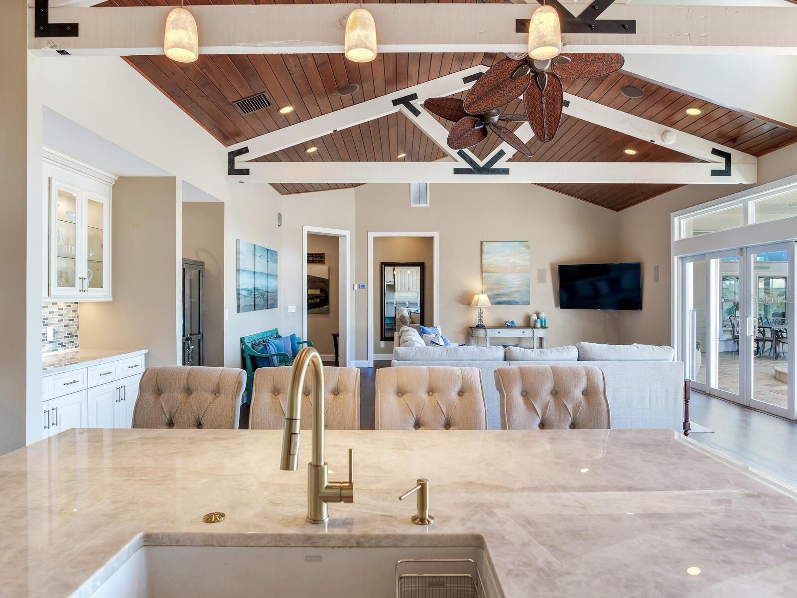 Listing photo id 35 for 31 Pine Circle