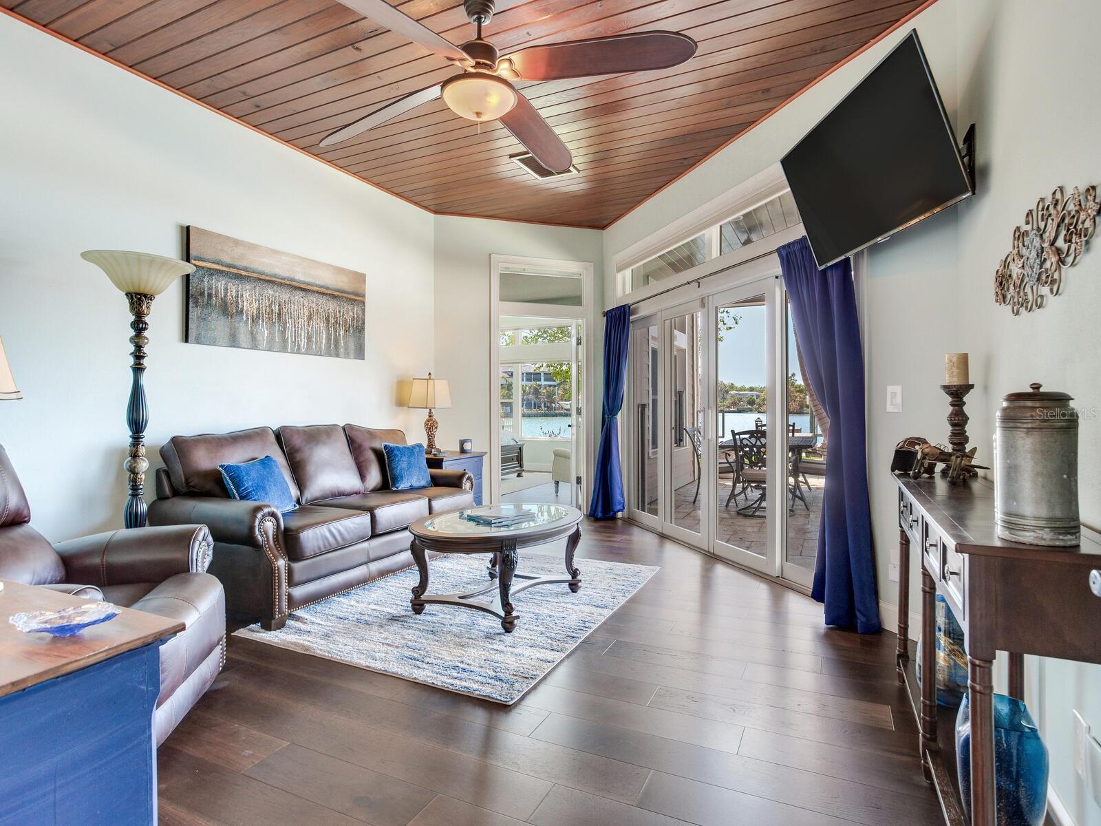 Listing photo id 37 for 31 Pine Circle