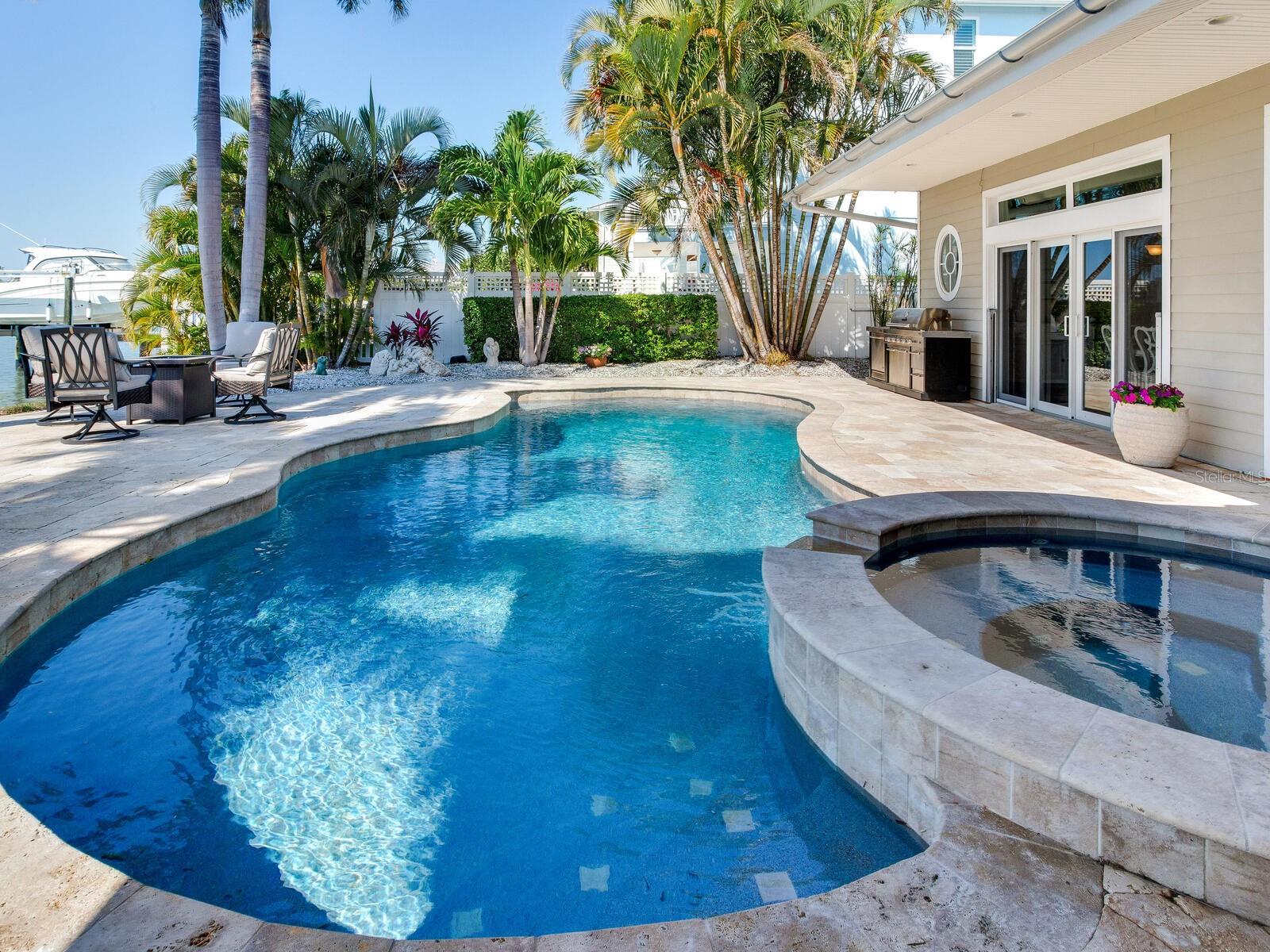 Listing photo id 51 for 31 Pine Circle