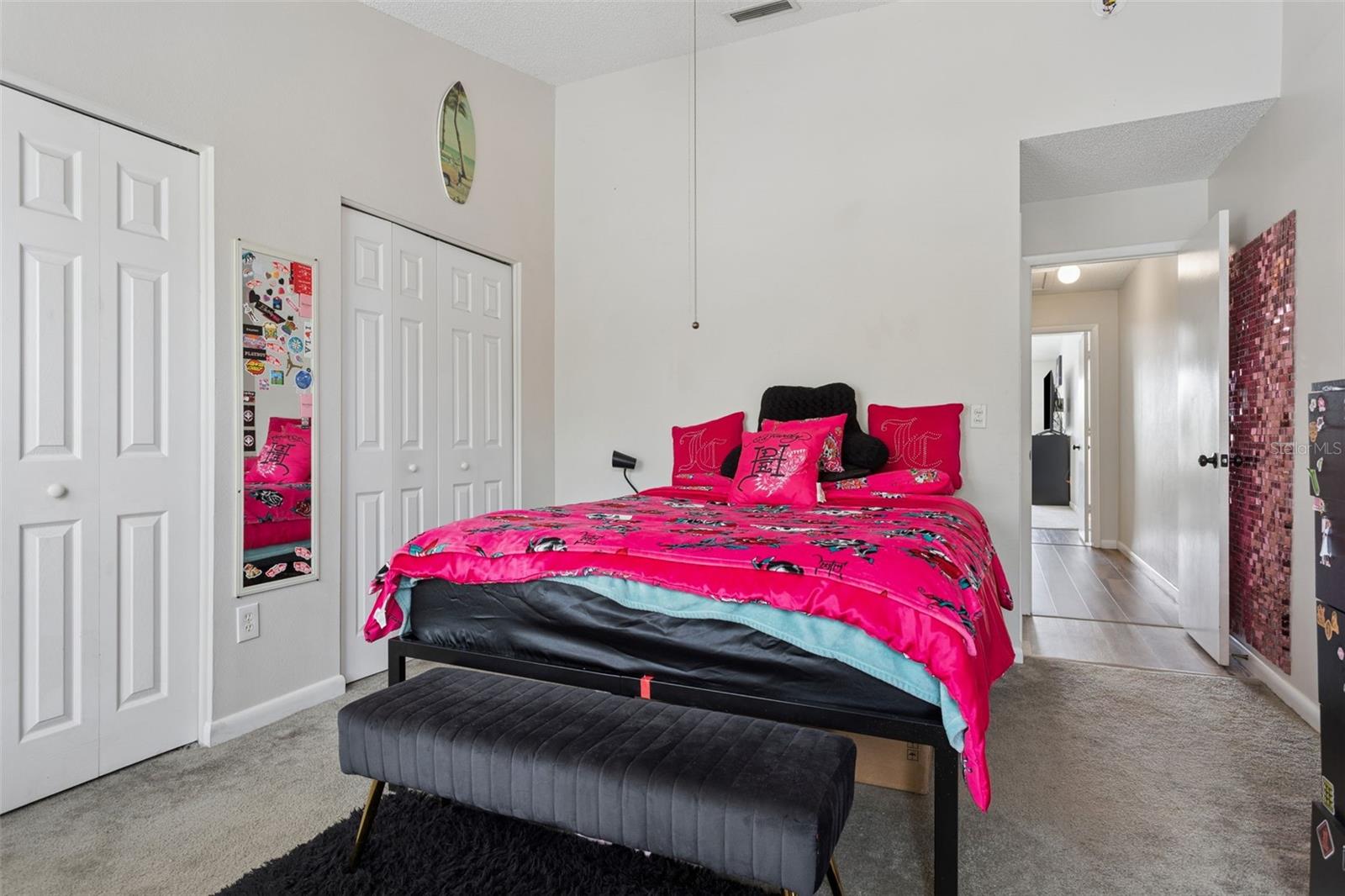 Image 14 of 31 For 425 Kensington Lake Circle