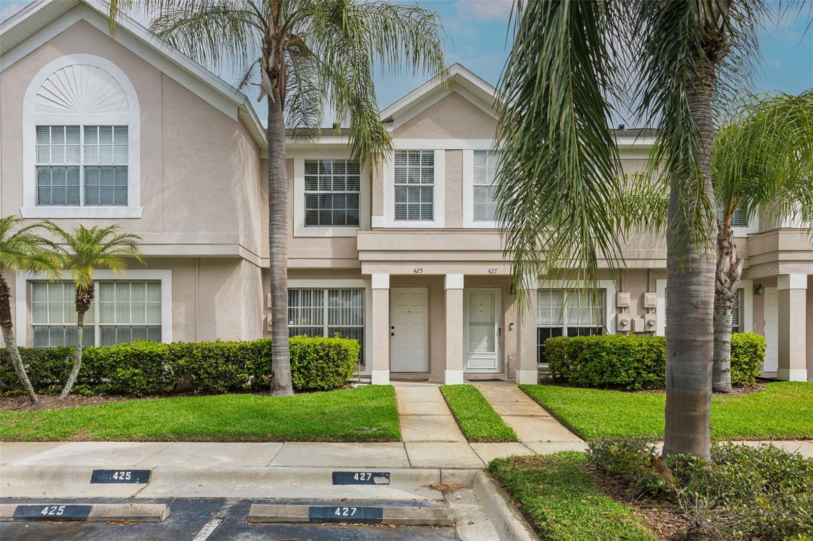 Image 2 of 31 For 425 Kensington Lake Circle