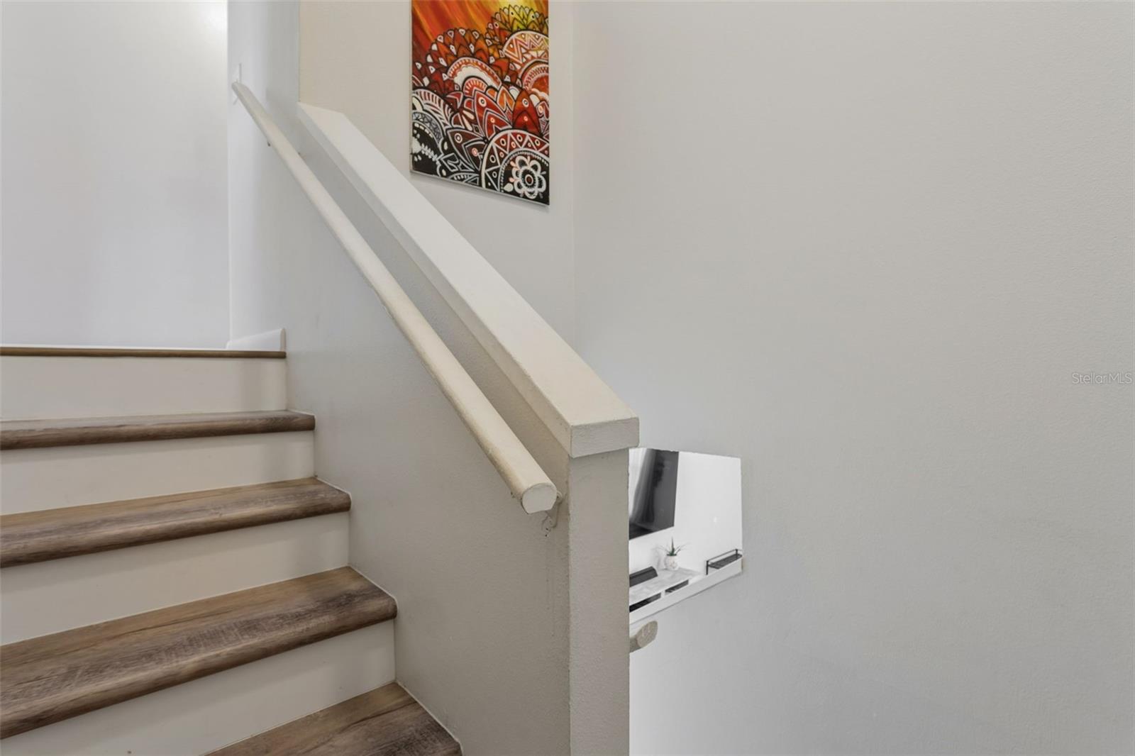 Image 20 of 31 For 425 Kensington Lake Circle